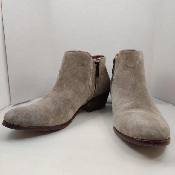 SAM EDELMAN Petty Chelsea Ankle Booties Suede Tan Women 7.5M Low Heel Almond Toe - Picture 8 of 16